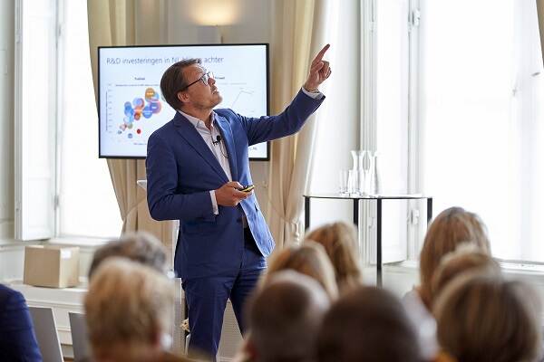 Constantijn van Oranje spreekt tijdens de TMG-dag