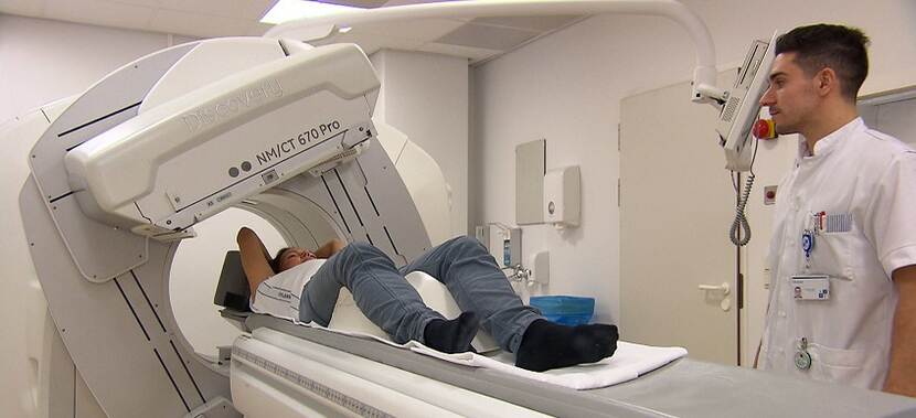 afbeelding patient en scanapparaat